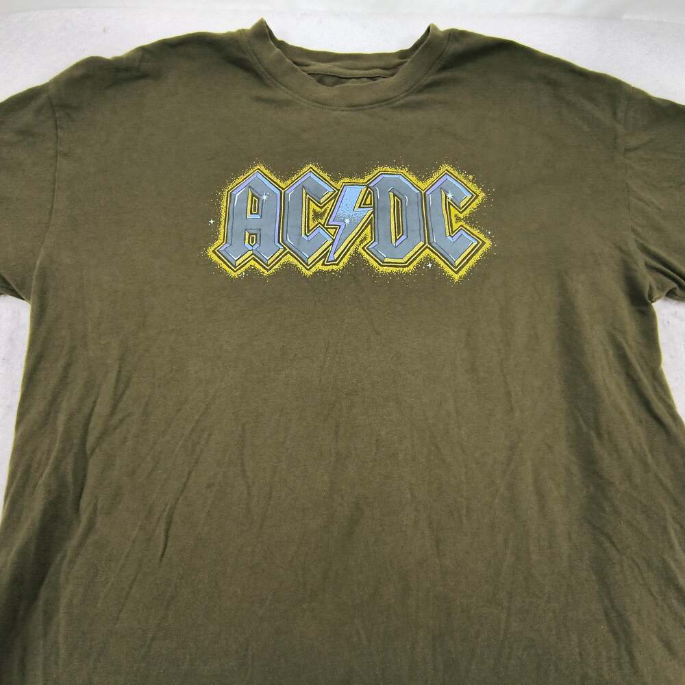 ACDC Band Crew Neck Short Sleeve Graphic T Shirt Mens Size Medium M Green